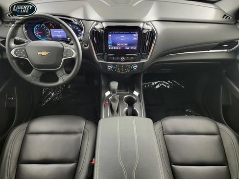 Used 2024 Chevrolet Traverse LT AWD/4WD image 19