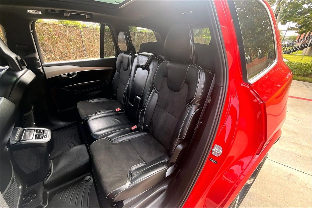 Used 2018 Volvo XC90 T5 R-Design w/ Convenience Package AWD/4WD image 35