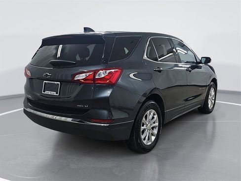 Certified 2020 Chevrolet Equinox LT w/ Driver Convenience Package image 3