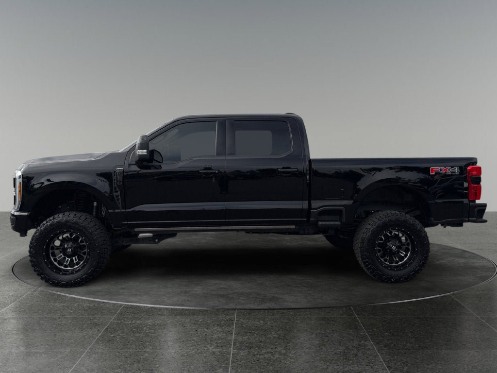Used 2025 Ford F350 Platinum w/ FX4 Off-Road Package AWD/4WD image 5