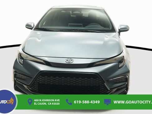 Used 2024 Toyota Corolla XSE FWD image 4