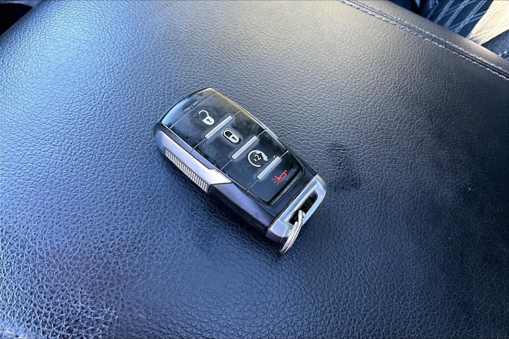Used 2022 RAM 1500 Big Horn AWD/4WD image 38
