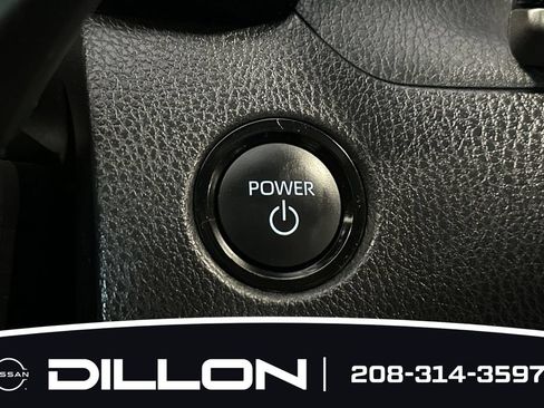 Used 2025 Toyota Camry SE FWD image 21