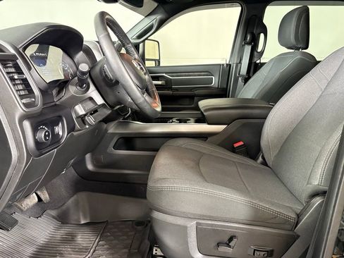 Used 2024 RAM 3500 Big Horn w/ Safety Group image 20