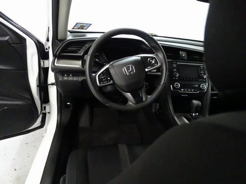 Used 2020 Honda Civic LX image 4
