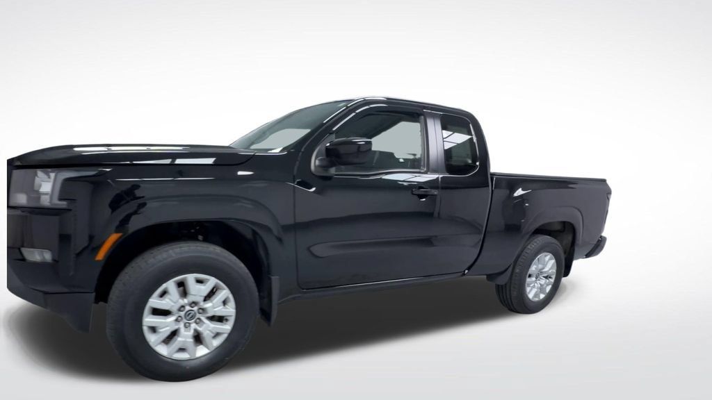 Used 2023 Nissan Frontier SV w/ SV Convenience Package AWD/4WD image 4