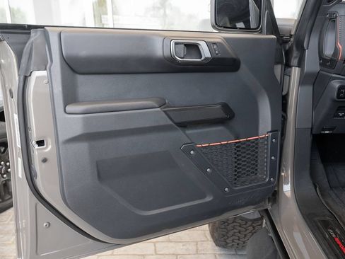 Used 2025 Ford Bronco Raptor AWD/4WD image 23
