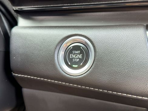 Certified 2023 Cadillac Escalade ESV Luxury image 25