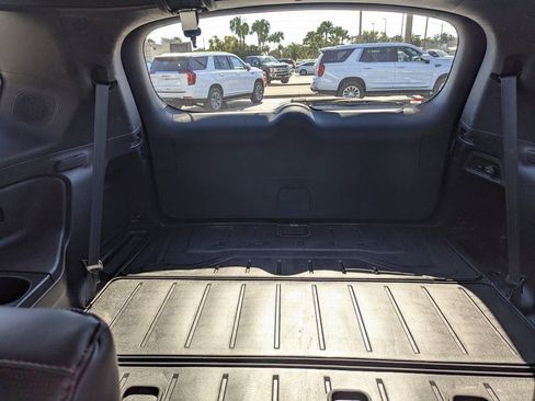 Used 2025 Honda Pilot Black Edition image 15