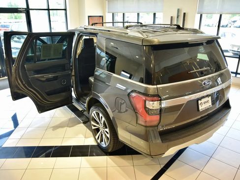 Used 2020 Ford Expedition Platinum AWD/4WD image 8