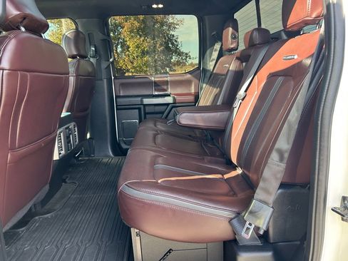 Used 2017 Ford F250 Platinum w/ Platinum Ultimate Package image 15