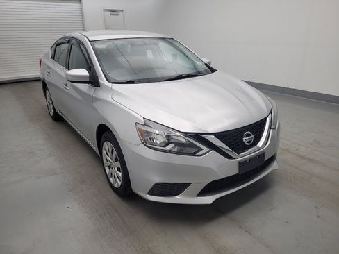 Used 2017 Nissan Sentra S FWD image 13