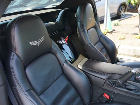Used 2010 Chevrolet Corvette Grand Sport w/ Preferred Equipment Group RWD image 21