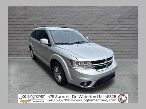 Used 2013 Dodge Journey SXT FWD image 1