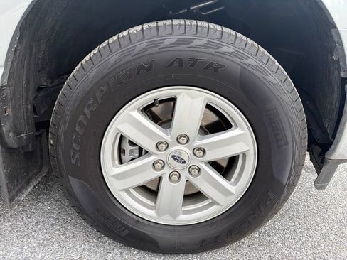 Used 2023 Ford F150 XL w/ XL Chrome Appearance Package AWD/4WD image 13