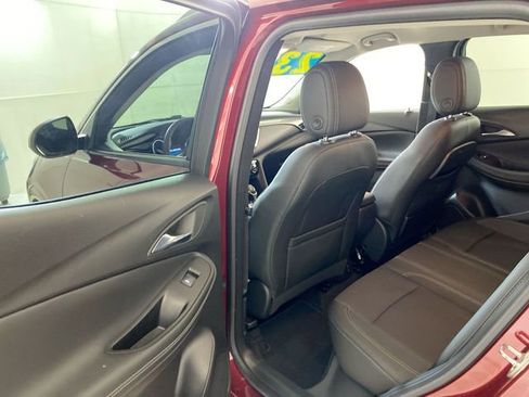 Used 2023 Buick Encore GX Select w/ Sport Touring Package image 29