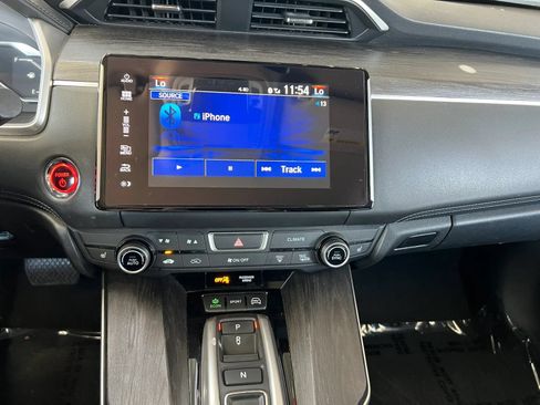 Used 2018 Honda Clarity Plug-In Hybrid image 17