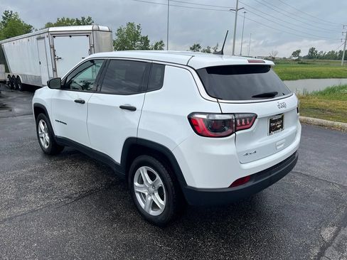 Used 2024 Jeep Compass Sport AWD/4WD image 5