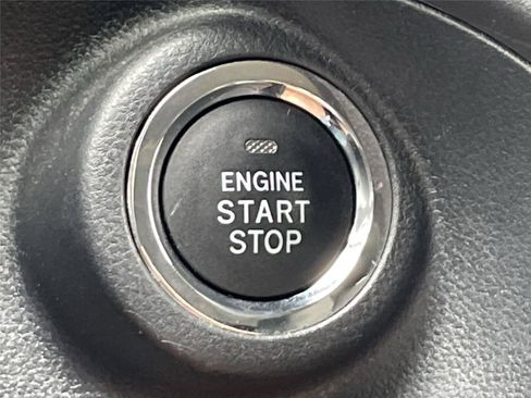 Used 2023 Subaru Forester Limited AWD/4WD image 30