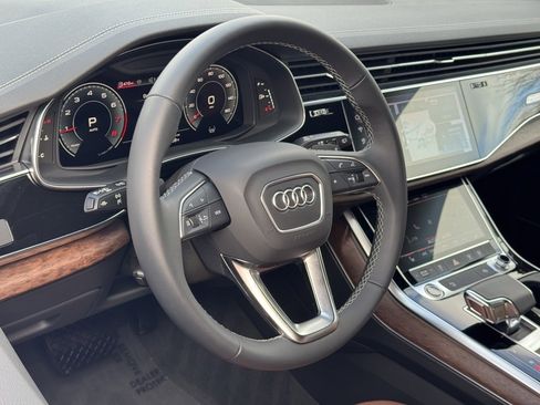 Used 2025 Audi Q7 2.0T Premium w/ Convenience Plus Package image 18