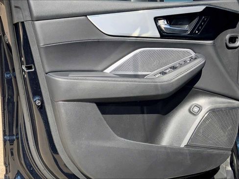 Certified 2025 Acura MDX SH-AWD image 21