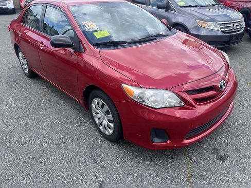 Used 2012 Toyota Corolla LE FWD image 1
