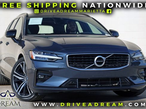 Used 2020 Volvo V60 T6 R-Design FWD image 2