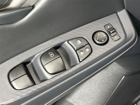 Used 2025 Nissan Sentra S FWD image 25