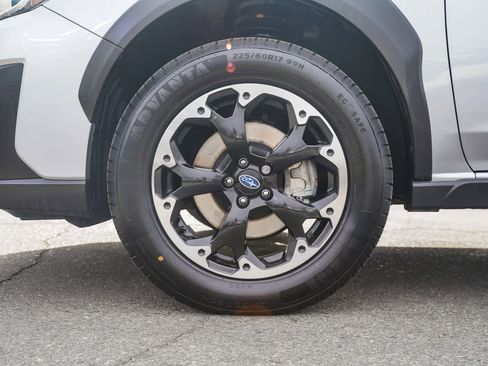 Certified 2023 Subaru Crosstrek 2.0i Premium w/ Popular Package #3 image 8