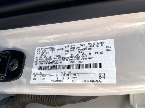 Used 2024 Ford F150 Lariat w/ FX4 Off-Road Package image 37