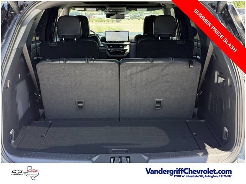 Used 2025 Ford Explorer ST AWD/4WD image 30