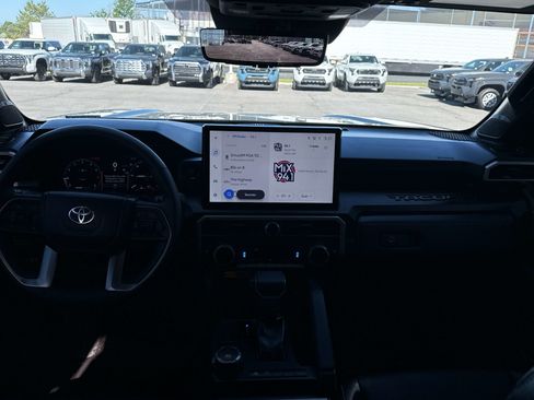 Used 2024 Toyota Tacoma Limited AWD/4WD image 13