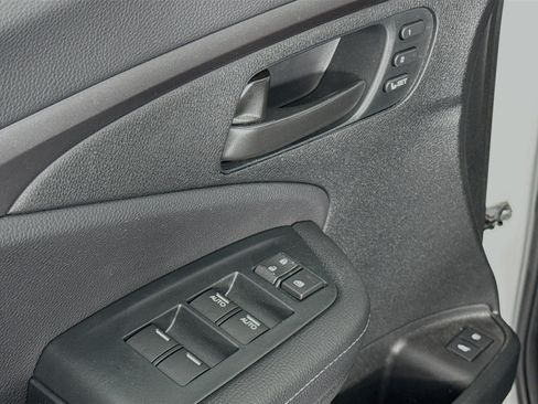 Certified 2023 Honda Passport EX-L image 17