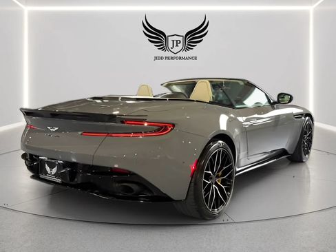Used 2019 Aston Martin DB11 Volante RWD image 14
