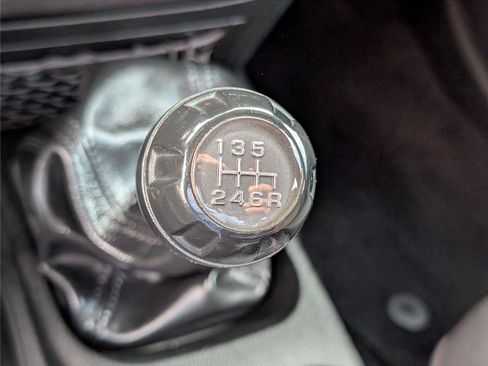 Used 2018 Jeep Wrangler Sport AWD/4WD image 23
