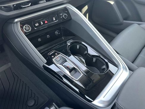 New 2025 Audi Q5 Premium Plus image 30