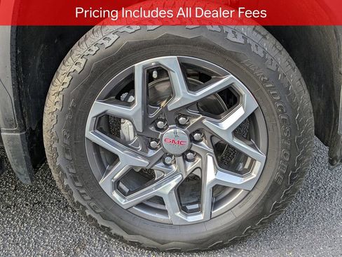 Used 2023 GMC Sierra 1500 SLT w/ SLT Premium Package AWD/4WD image 11