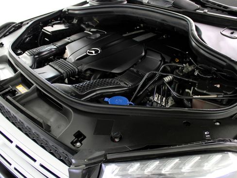 Used 2018 Mercedes-Benz GLS 450 4MATIC w/ Premium Package image 83