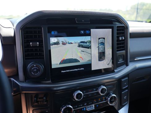 Used 2025 Ford F150 Platinum AWD/4WD image 36