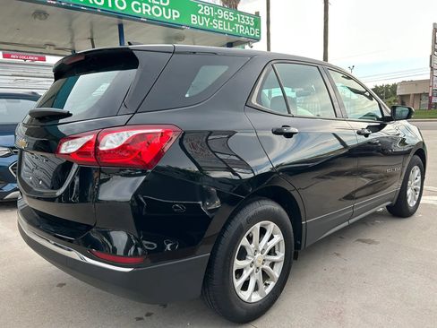 Used 2018 Chevrolet Equinox LS FWD image 5