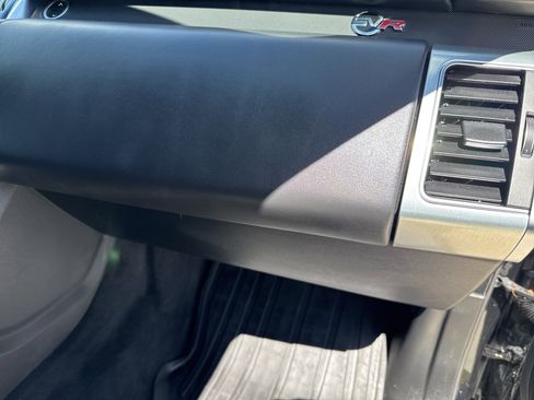 Used 2021 Land Rover Range Rover Sport SVR image 17