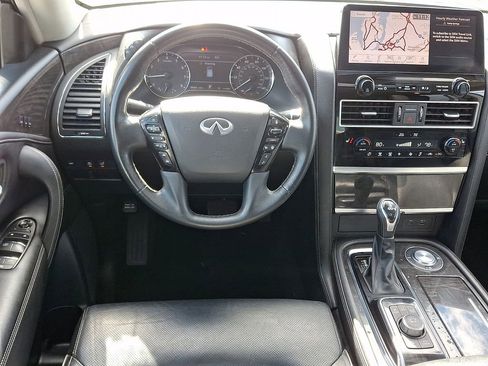 Used 2024 INFINITI QX80 Luxe image 12