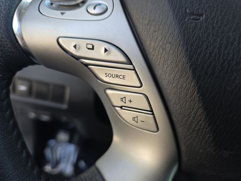 Used 2017 Nissan Murano Platinum w/ Platinum Technology Package image 32