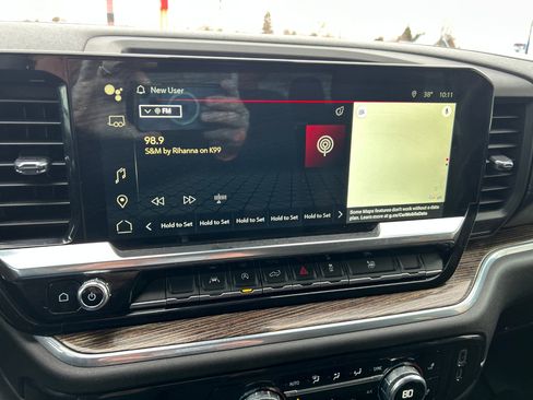 Used 2023 GMC Sierra 1500 SLE image 10