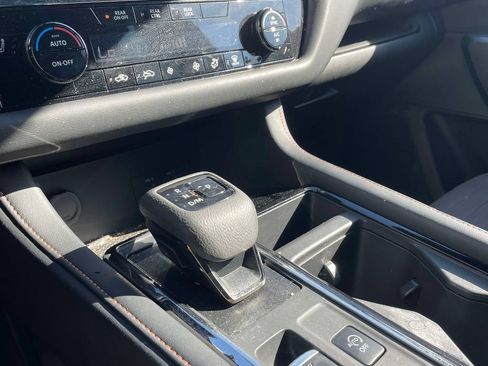 Used 2025 Nissan Pathfinder Rock Creek AWD/4WD image 32