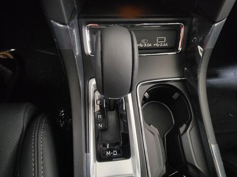 New 2026 Subaru Ascent Limited image 11