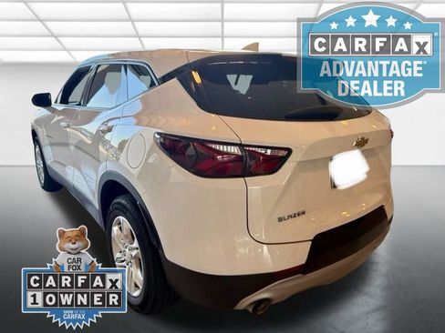 Used 2021 Chevrolet Blazer LT w/ LPO, Cargo Package FWD image 2