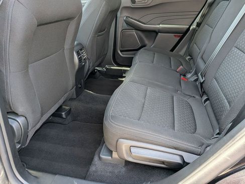 Used 2025 Ford Escape Active AWD/4WD image 27