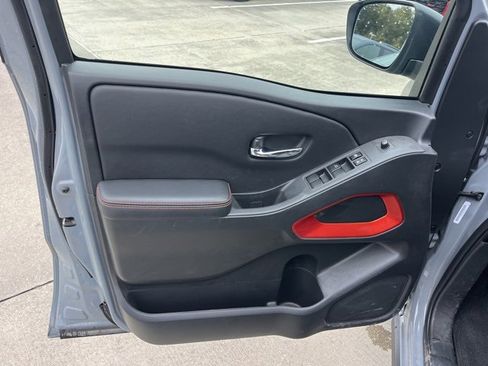 Used 2025 Nissan Frontier PRO-4X w/ Tow Package image 13