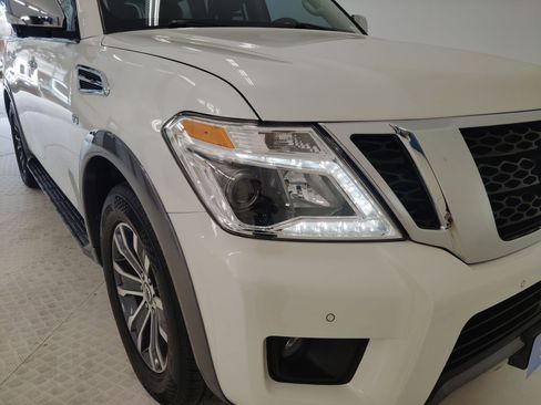 Used 2019 Nissan Armada SL w/ Premium Package image 9